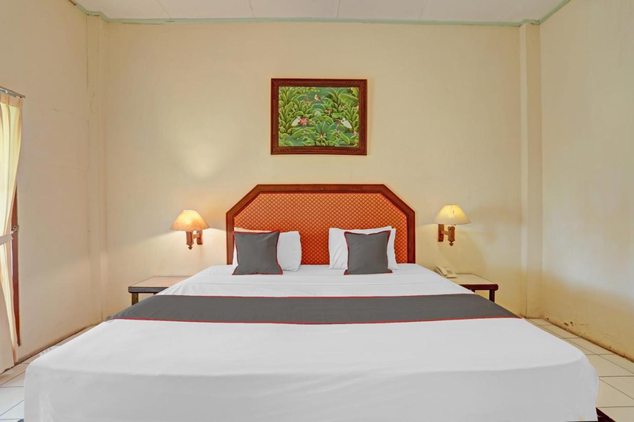 Collection O 90805 Aditya Beach Resort And Spa Lovina Esterno foto