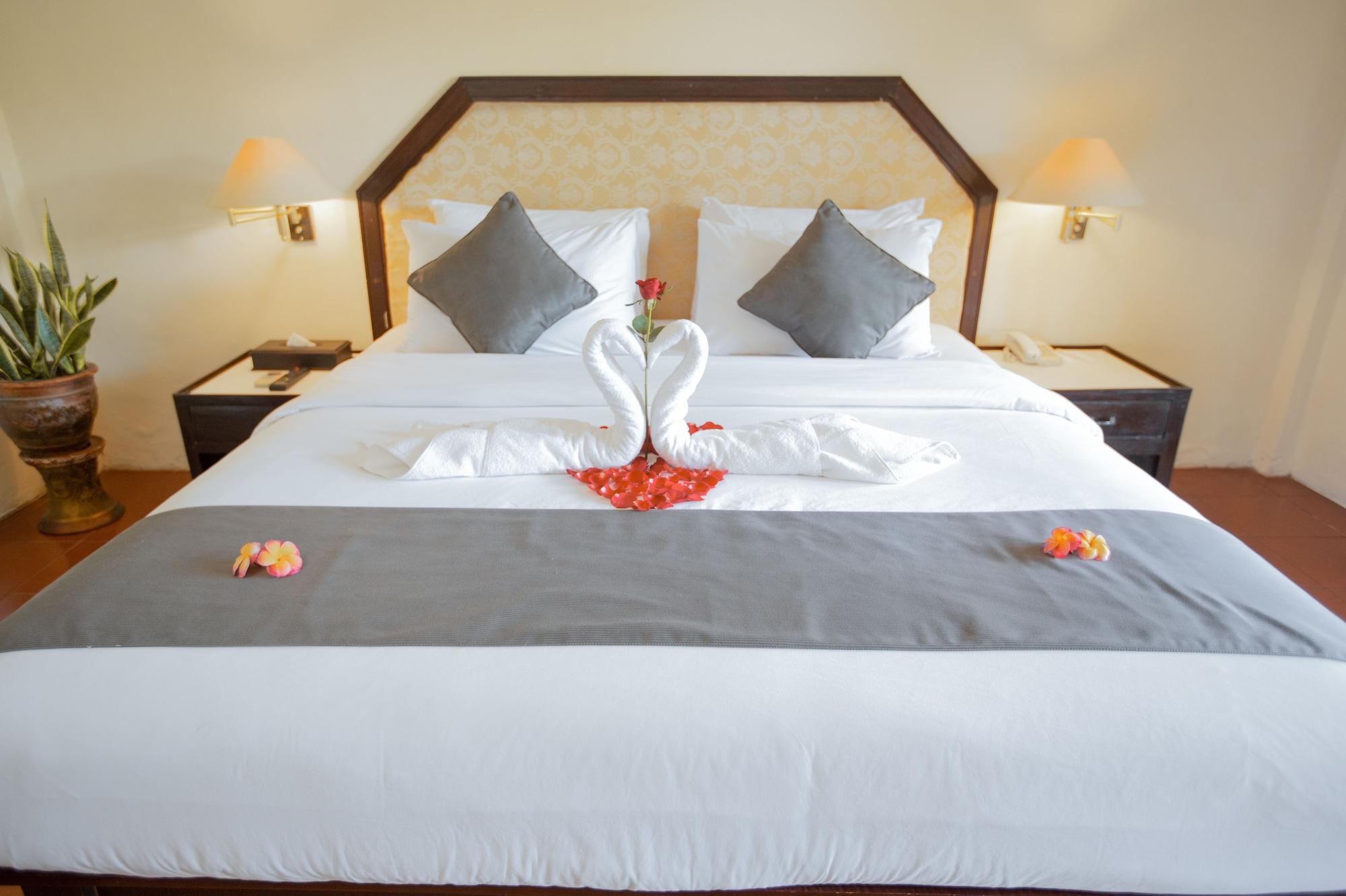 Collection O 90805 Aditya Beach Resort And Spa Lovina Esterno foto