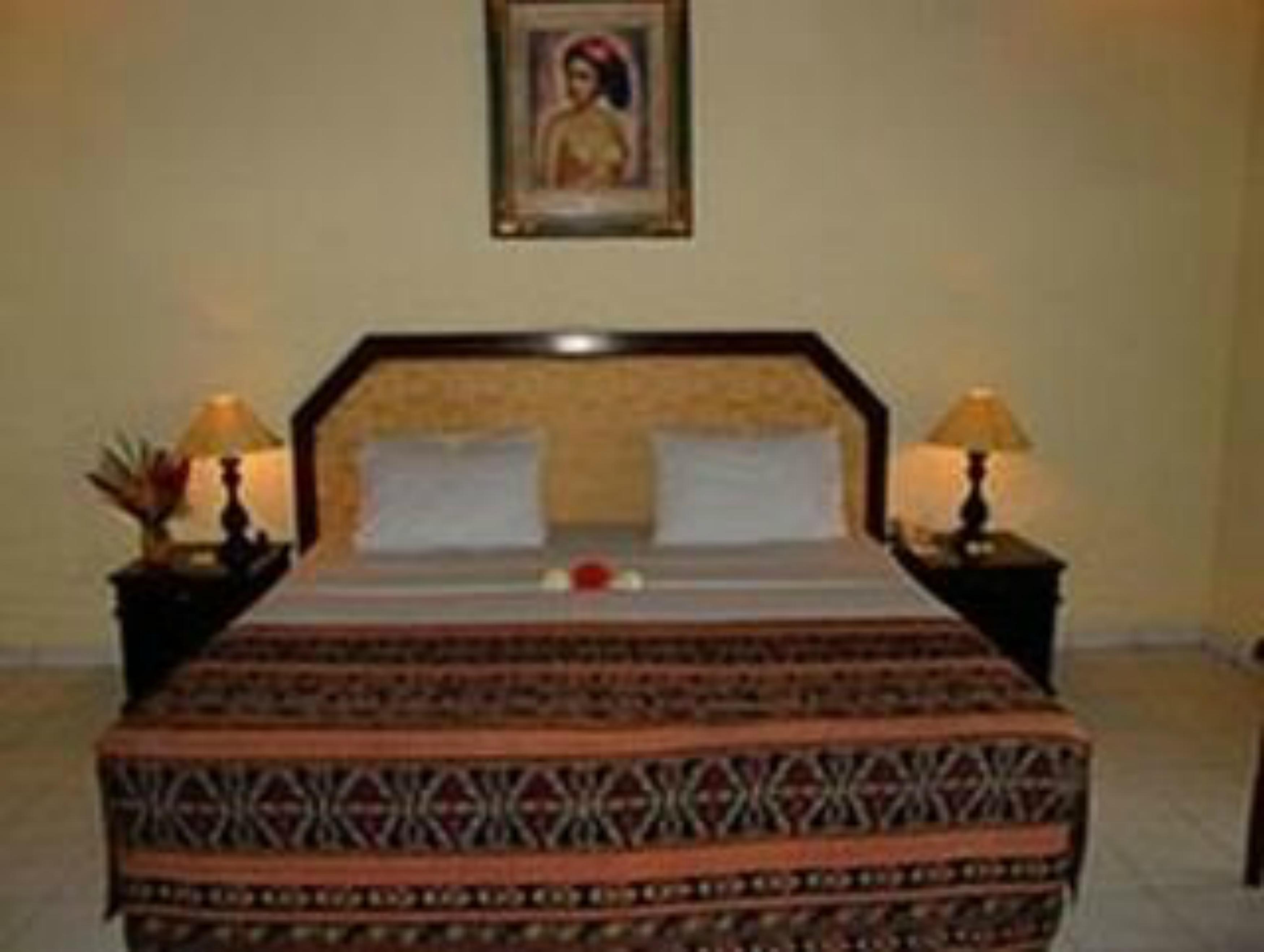 Collection O 90805 Aditya Beach Resort And Spa Lovina Esterno foto